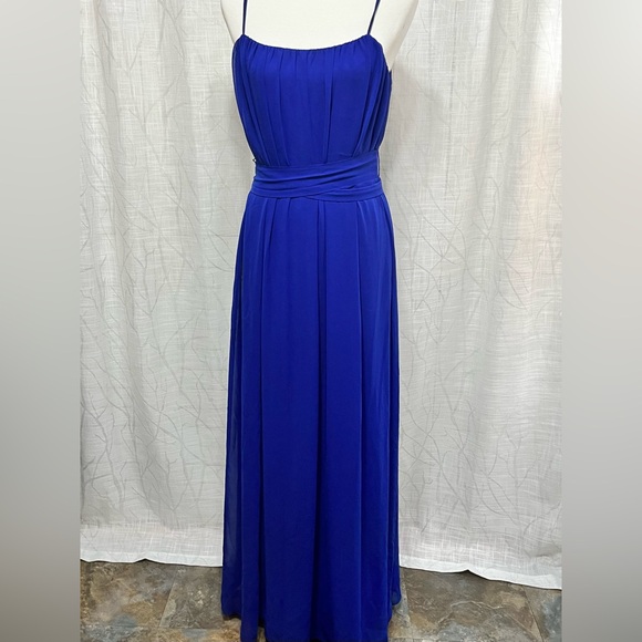 Calvin Klein Dresses & Skirts - CK Criss Cross Back flowy Dress